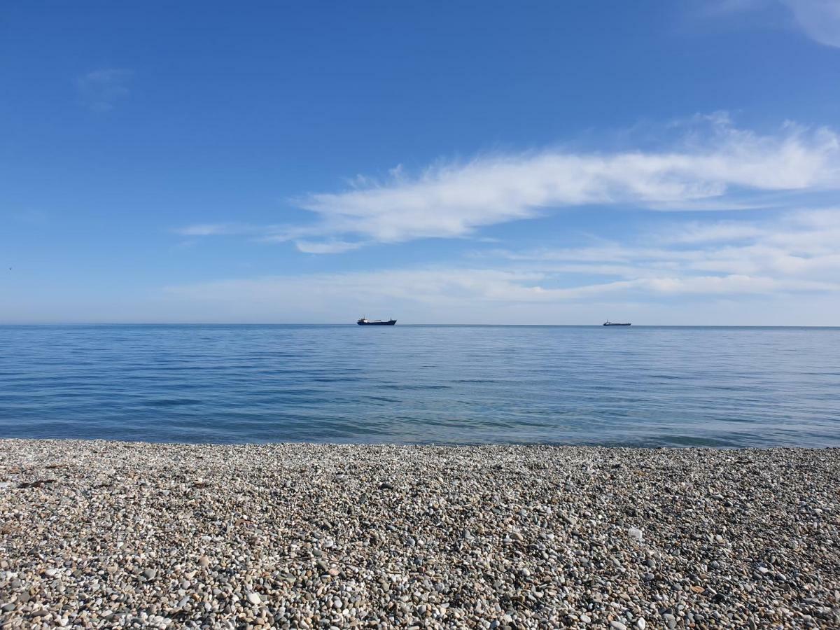 Lidzava Beach Абхазия